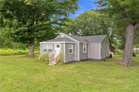 58 Van Ness Rd S Rd S, Van Buren, NY 13027