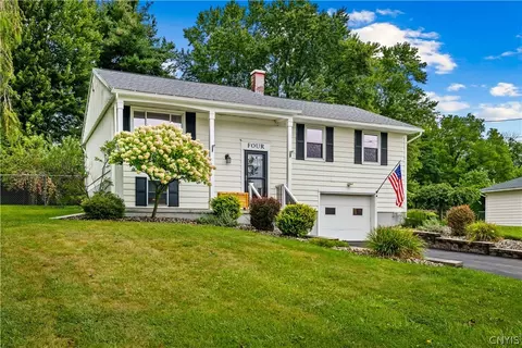 4 Glendridge Rd, Whitestown, NY 13492