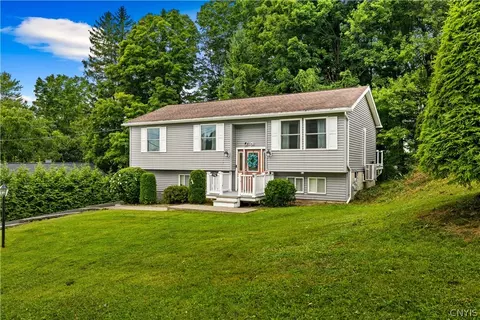 707 Utica Rd, Utica, NY 13502