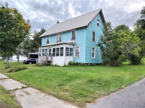 Exterior - 483 Main St, Russia, NY 13324 photo 2 of 10