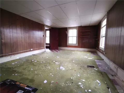 Living - 483 Main St, Russia, NY 13324 photo 3 of 3