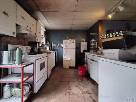 Kitchen - 483 Main St, Russia, NY 13324 photo 1 of 3