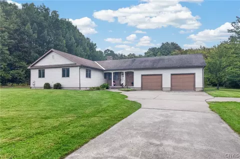 6588 Irish Rd, Marcy, NY 13403
