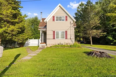 78 North St, Cleveland, NY 13042