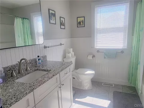 Bath - 226 Marine View Dr, Sullivan, NY 13037 photo 4 of 6