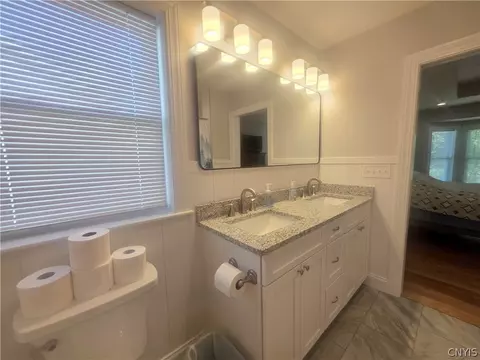 Bath - 226 Marine View Dr, Sullivan, NY 13037 photo 2 of 6