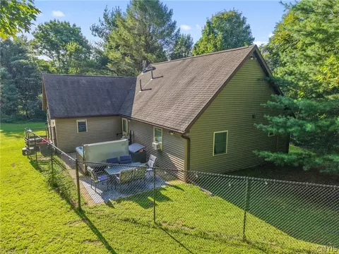 Exterior - 191 Nine Mile Point Rd, Scriba, NY 13126 photo 9 of 9