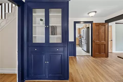 Entry Way - 7815 Main St, Fabius, NY 13063 photo 2 of 7