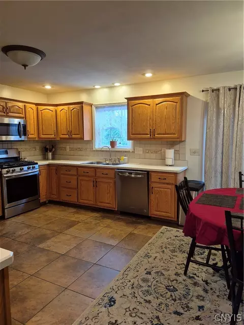 Kitchen - 110 Cedarcrest Ln, Oneida, NY 13421 photo 2 of 2