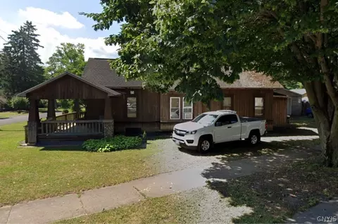 100 Smith Rd, Syracuse, NY 13207 photo 1