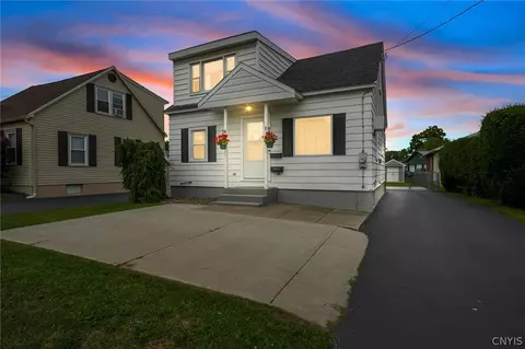 403 Schaffer Ave, Salina, NY 13206