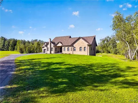 6701 Sutliff Rd, Whitestown, NY 13492