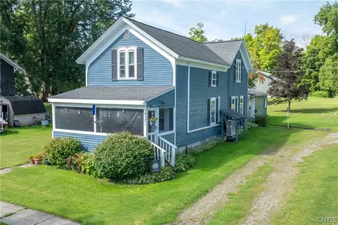14571 Lake St, Sterling, NY 13156