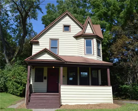 214 Gordon Ave, Syracuse, NY 13207