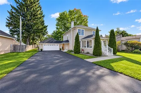 8846 Seneca Ave, Cicero, NY 13039