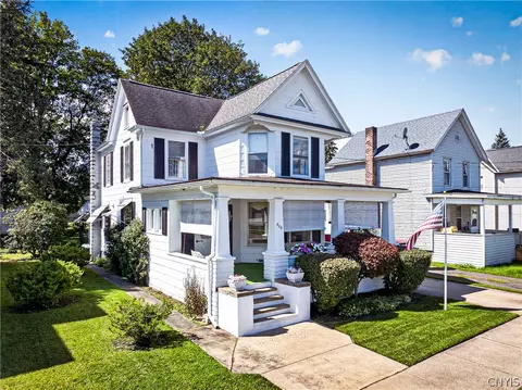 330 1st Ave, Frankfort, NY 13340