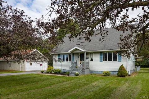 936 Emmett St, Watertown, NY 13601