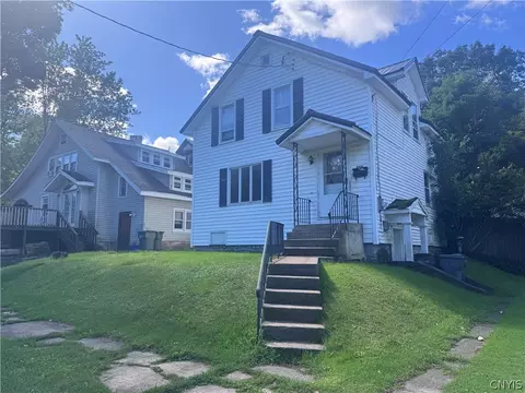 527 W Embargo St, Rome, NY 13440