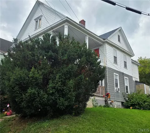 1216 City St, Utica, NY 13502