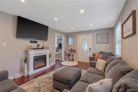 Other - 5 Brandon Cir, East Syracuse, NY 13057 photo 3 of 5