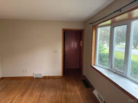 Living - 314 Summit Ave, Oneida, NY 13421 photo 3 of 5