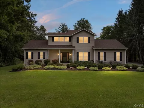 8484 Gaskin Rd, Baldwinsville, NY 13027