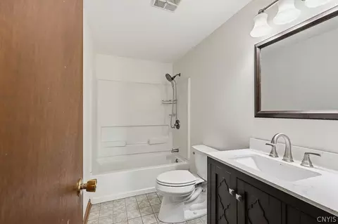 Bath - 2061 Rabbit Ln, Phoenix, NY 13135 photo 1 of 2