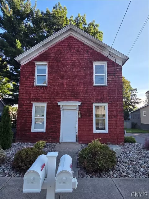 1112 Utica St, Whitestown, NY 13424