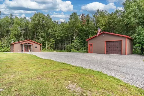 3009 Thesier Rd, Harrisburg, NY 13626
