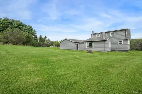 Exterior - 949 North Rd, Tully, NY 13159 photo 6 of 8