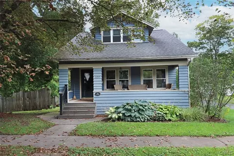 400 Warren St, Fayetteville, NY 13066
