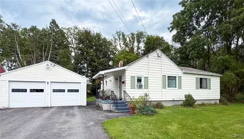 11 Clarey Ave, Clark Mills, NY 13321