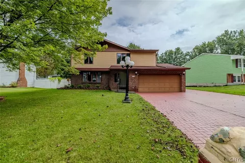 106 Stillwater Dr, East Syracuse, NY 13057