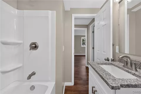 Bath - 101 E Oakley Dr, Syracuse, NY 13205 photo 1 of 2