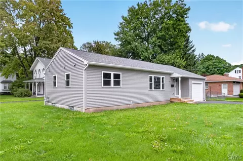 Exterior - 101 E Oakley Dr, Syracuse, NY 13205 photo 3 of 4