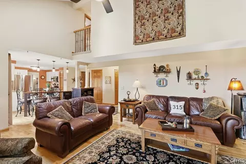 Living - 5372 Barrows Pointe, Camillus, NY 13031 photo 3 of 10