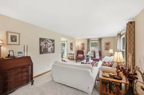 Living - 5372 Barrows Pointe, Camillus, NY 13031 photo 9 of 10