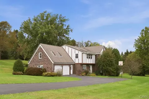 4601 Tucker Rd, Onondaga, NY 13215