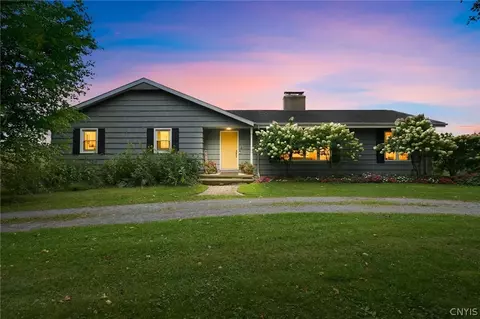 4676 South Rd, Cazenovia, NY 13035