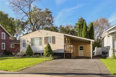 107 E Irving St, East Syracuse, NY 13057
