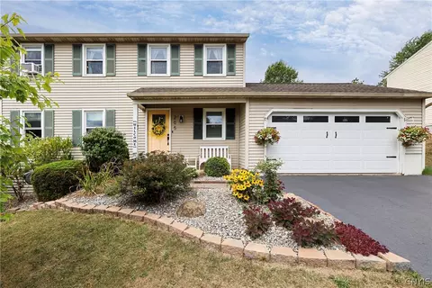 205 Sizzano, Syracuse, NY 13209
