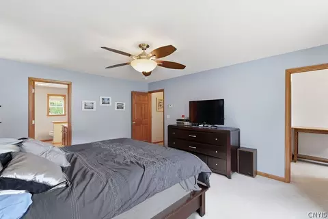 Bedroom - 6418 Killoe Rd, Lysander, NY 13027 photo 4 of 9