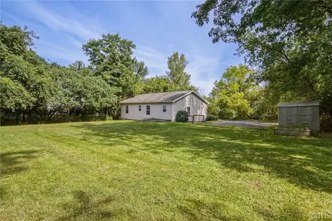 3424 Stiles Rd, Van Buren, NY 13209
