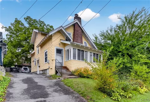 651 Helen St, Syracuse, NY 13203