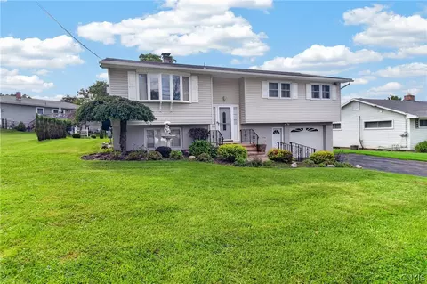 2312 Portal Rd, Utica, NY 13501