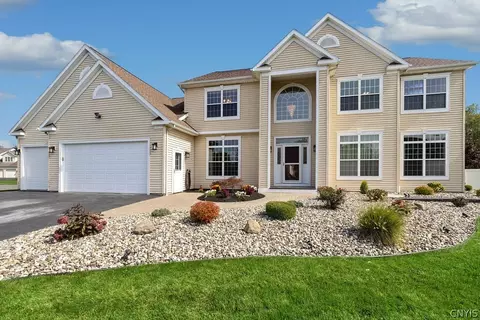6245 Addison Loomis, Cicero, NY 13039