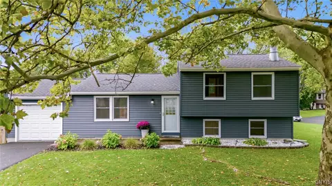 4270 Old Meadow Rd, Clay, NY 13041