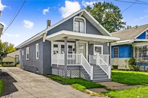 1305 Oak St, Utica, NY 13502