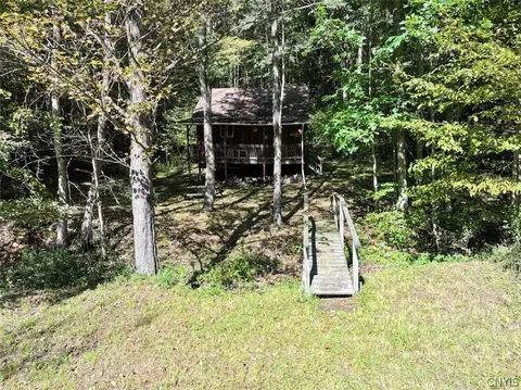 3352 Northeast Rd, Humphrey, NY 14706