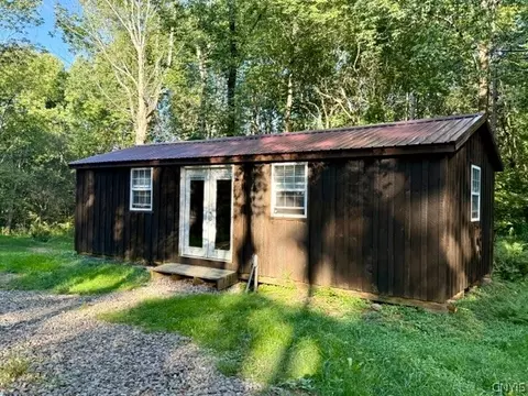 1385 County Line Rd, Osceola, NY 13316